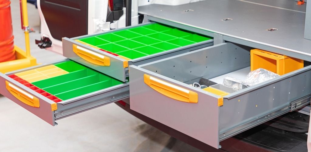 best ways to organize the trunk in your work vehicle